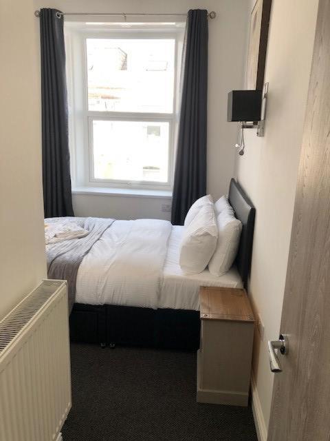 Ocean Holiday Apartments Plymouth Eksteriør billede