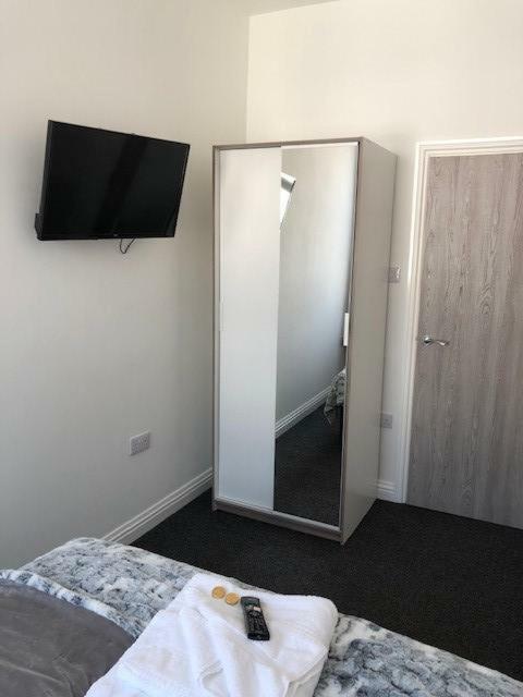 Ocean Holiday Apartments Plymouth Eksteriør billede